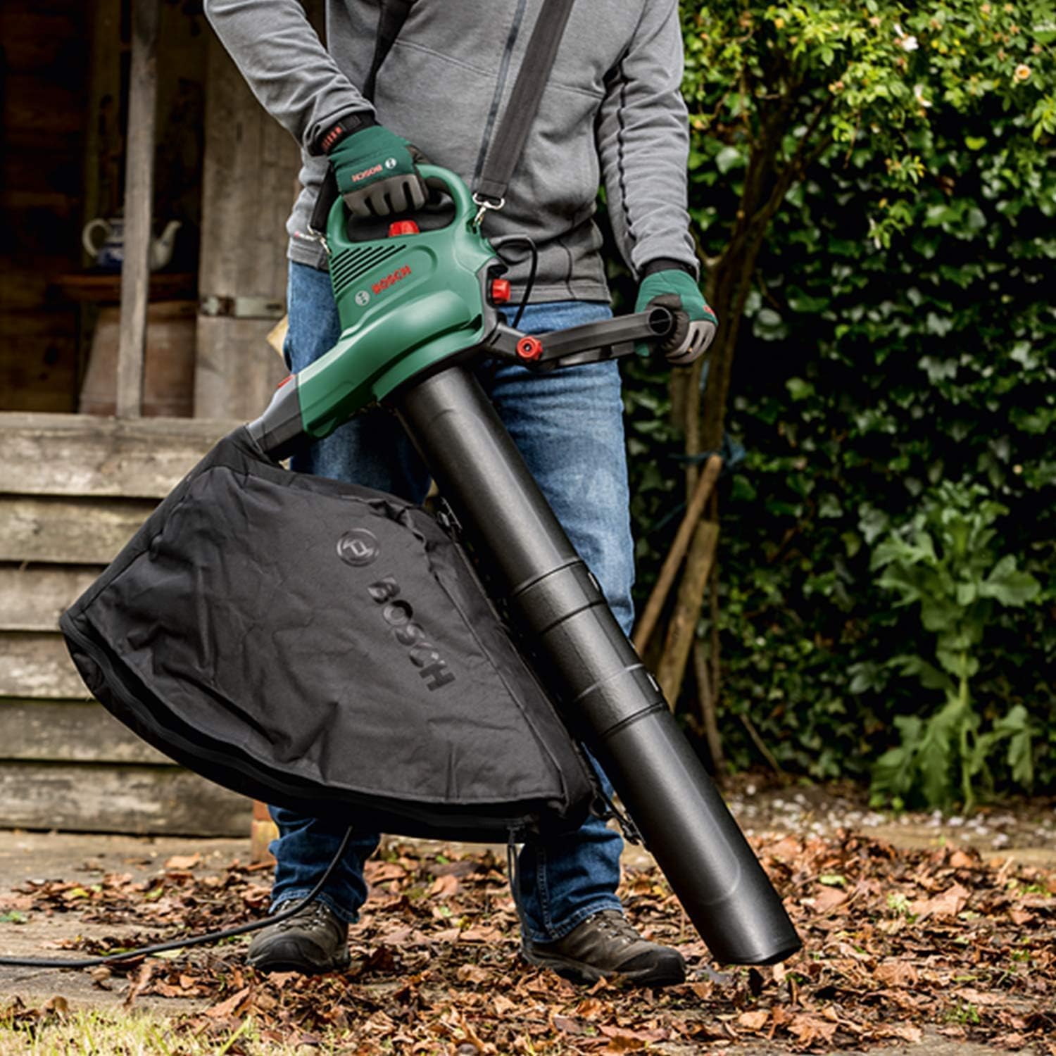 Bosch UniversalGardenTidy 3000 Electric Leaf Blower, Vacuum, and Shredding Leaves, 50L (3,000W)