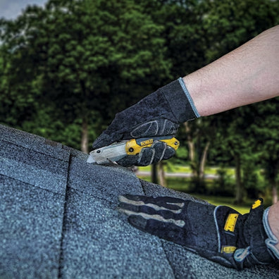 DeWalt Folding Retractable Utility Knife / Cutter ( DWHT10035-0 )