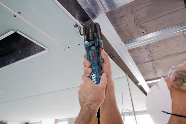 Bosch GOP 30-28 Professional Cordless Brushless Oscillating 18V Multi Tool (Multi Cutter) ( Bare Tool Only)