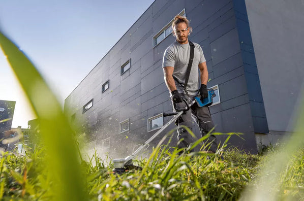 Bosch GRT 18V-33 Professional Cordless Brushless Grass Trimmer 18V (Bare Tool Only)