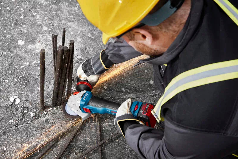 Bosch GWS 18V-11 S Brushless Cordless Angle Grinder Kit Set, up to 1100W power