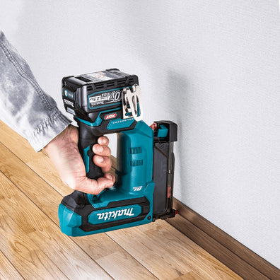 Makita PT001GZ Cordless Brushless (15-35mm / 23Ga) Pin Nailer 40Vmax XGT™ Li-ion ( Bare Tool Only )