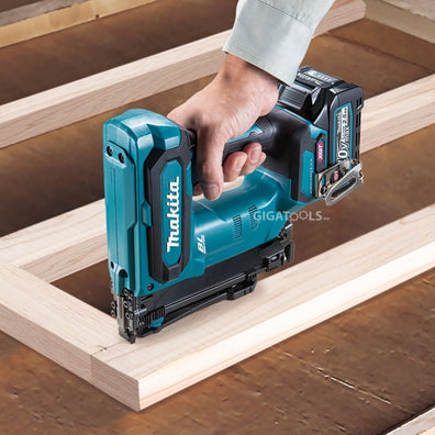 Makita ST002GZ Cordless Brushless 10mm- NaIler / Stapler 40Vmax XGT™ Li-ion (Bare Tool Ony)