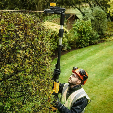 DeWalt DCMPH566N Cordless Brushless Pole Hedge Trimmer 18V / 20V max (Bare Tool Only)