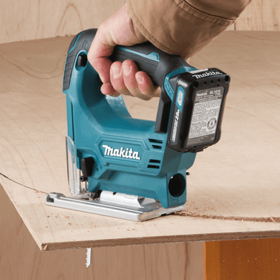 Makita CLX230X1 Cordless Combo Kit (Cordless Hammer Drill and Jigsaw) 12Vmax CXT™ Li-Ion