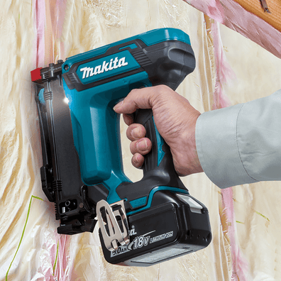 Makita DST421RFE Cordless Stapler 4mm J Wire 18V LXT® Li-Ion (Kit Set)