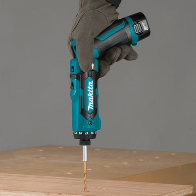 Makita DF010DS Cordless Screwdriver Li-ion (7.2V)