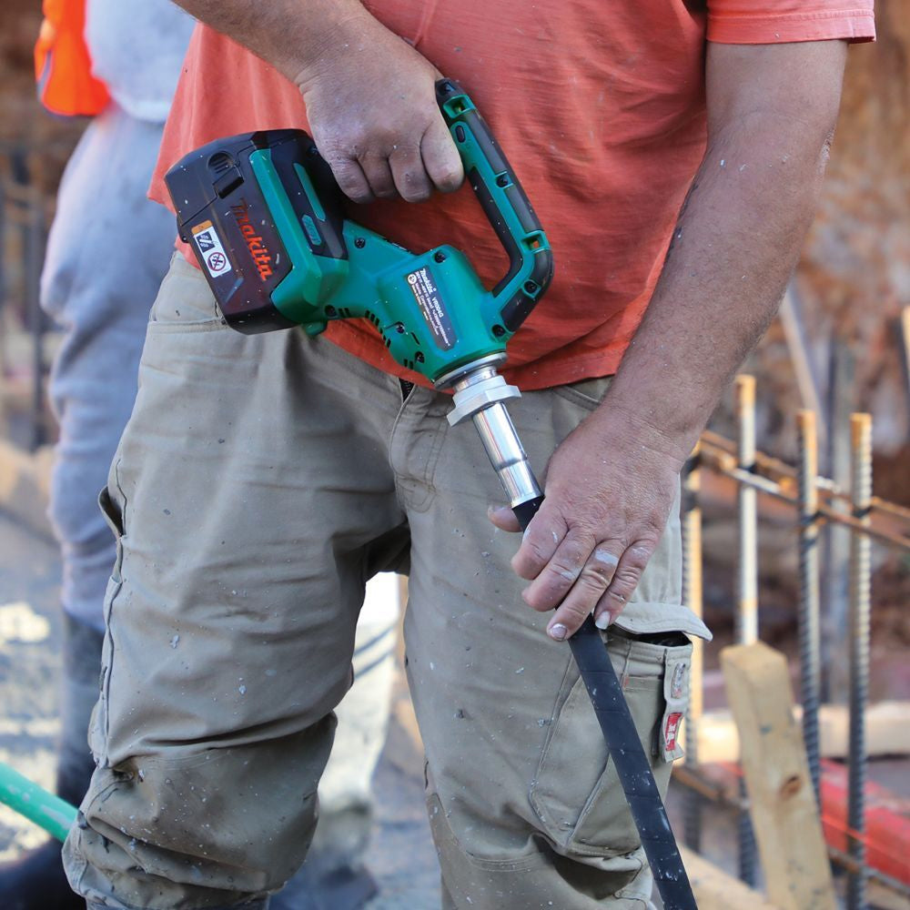 Makita VR004GZ Brushless Cordless Concrete Vibrator 1,200mm (38mm dia.) 40Vmax XGT™ Li-ion (Bare Tool Only)