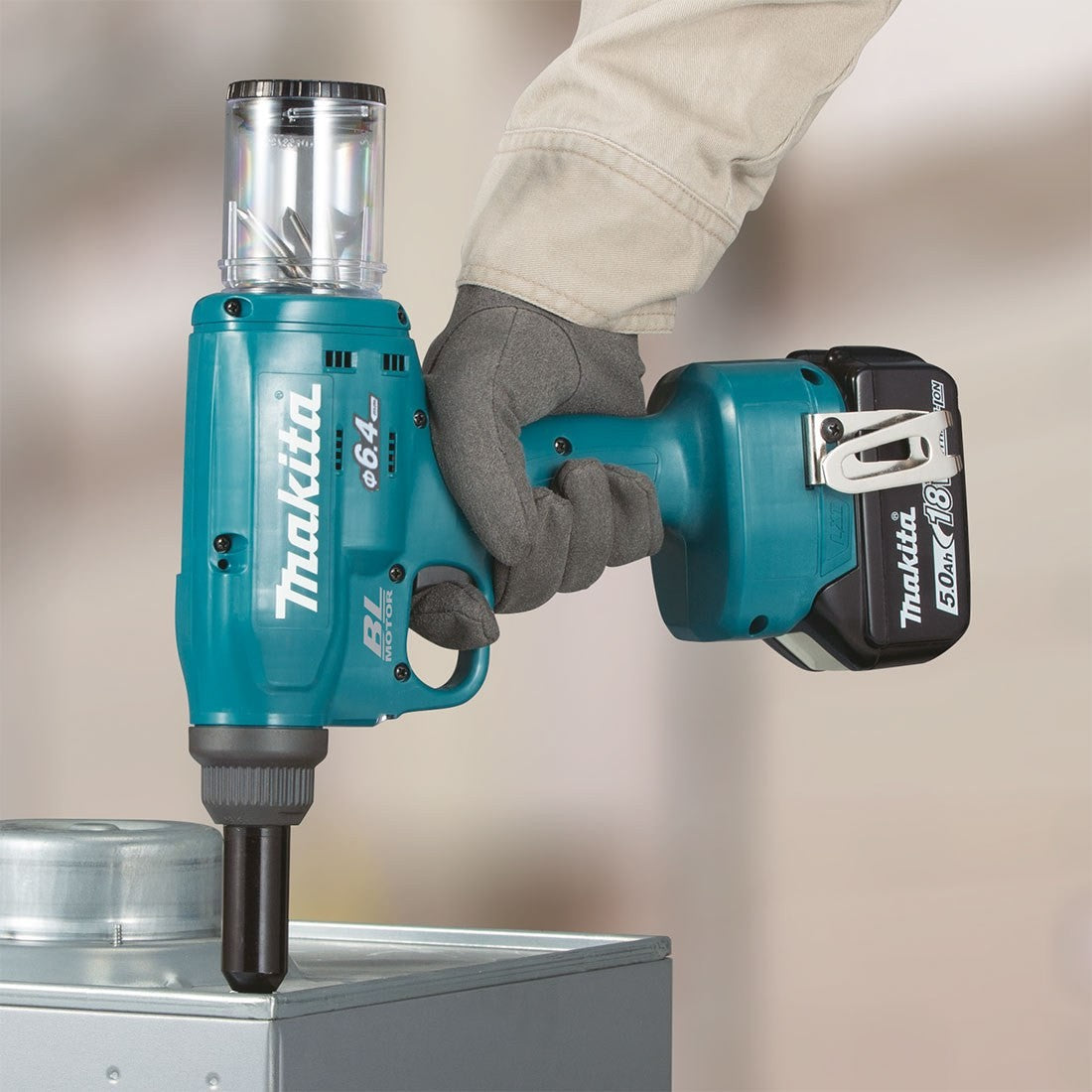 Makita DRV250Z Cordless Brushless Rivet Gun 30mm 18V LXT (Bare Tool)